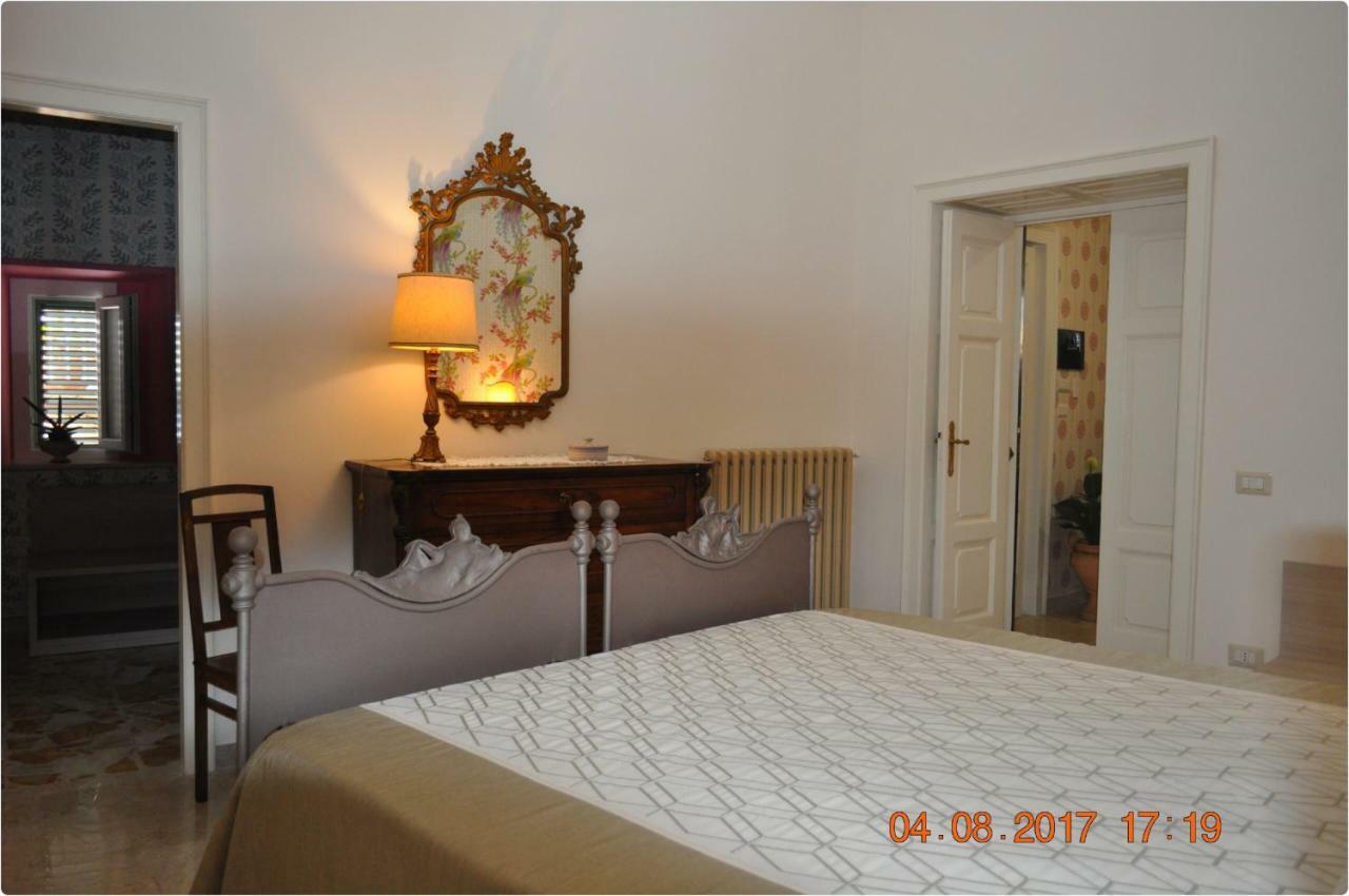 トロペーアCasa Di Fabioアパートメント エクステリア 写真