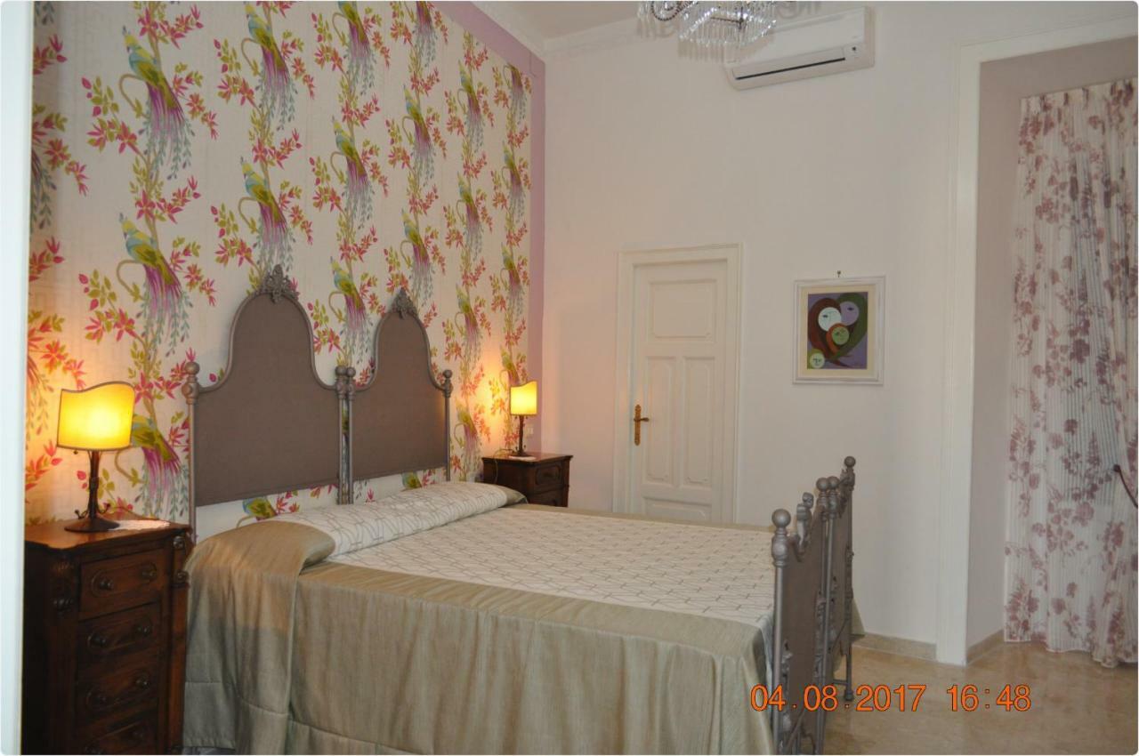 トロペーアCasa Di Fabioアパートメント エクステリア 写真